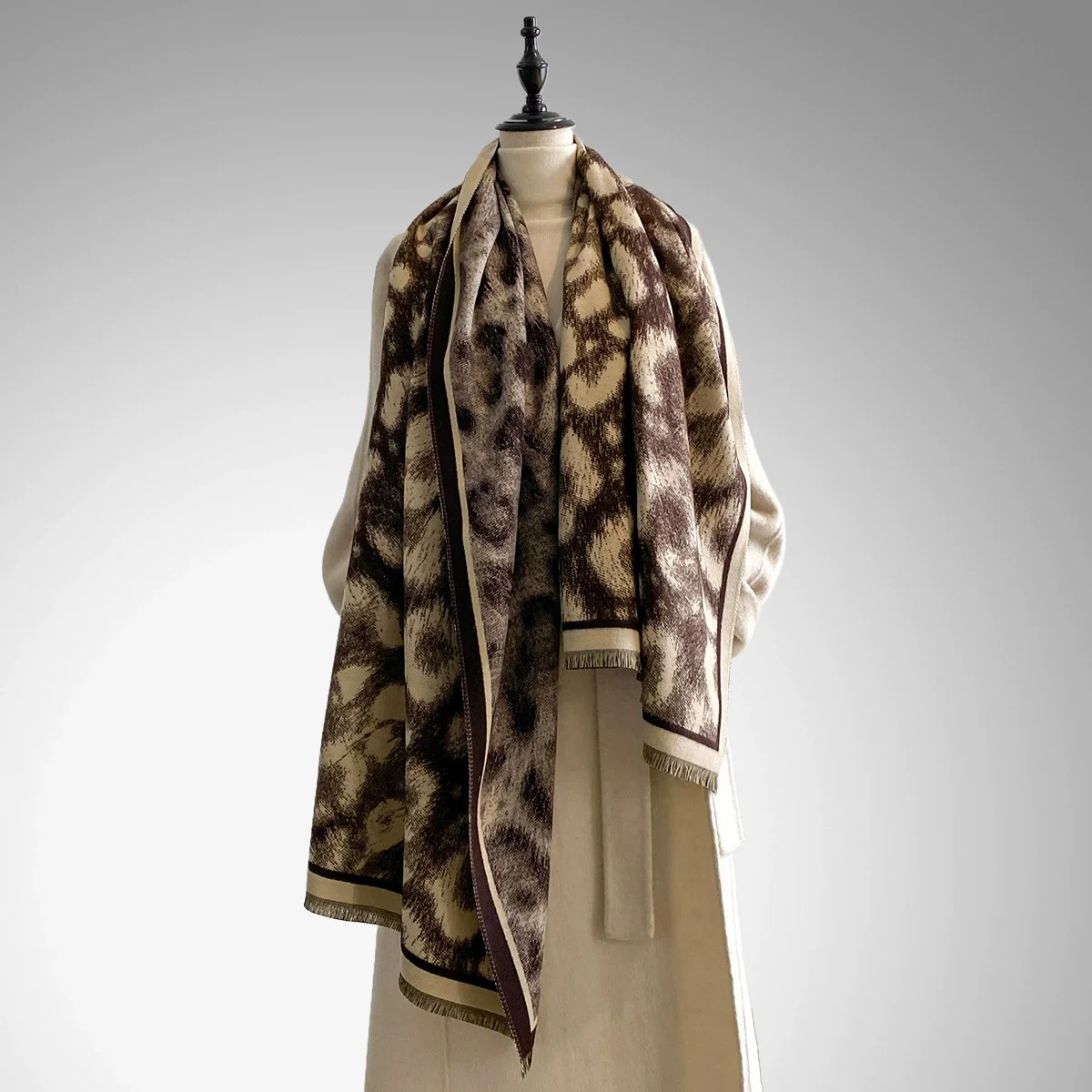 

Luxury Brand Cashmere Women Floral Scarf Winter Warm Shawl and Wrap Bandana Pashmina Female Foulard Square Thick Blanket Poncho