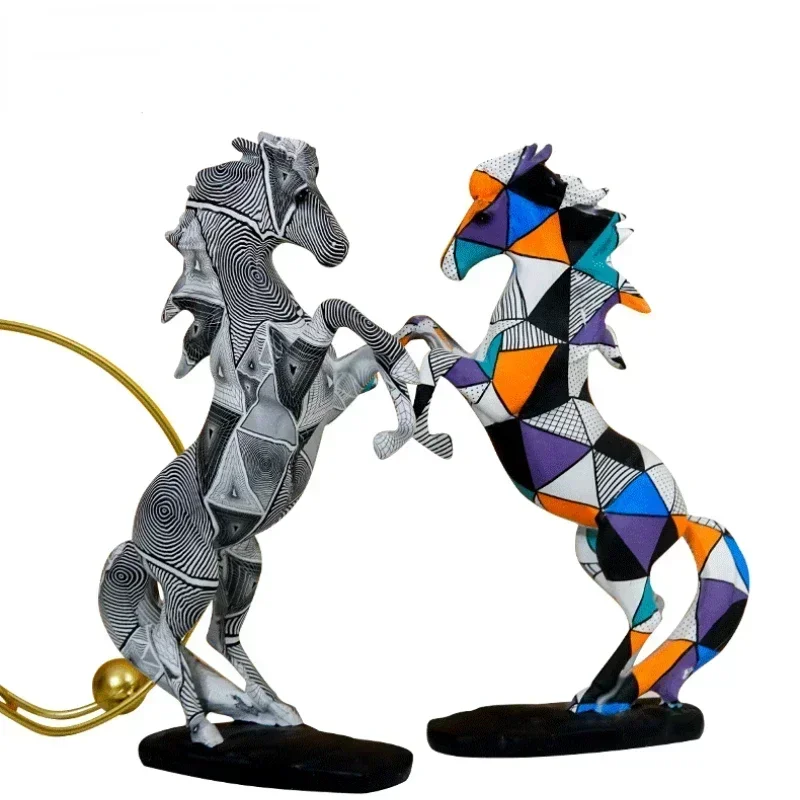 

Creative colorful Maxima statue, animal resin crafts, foal, equestrian off-road, home bedroom, porch, desk office decoration.