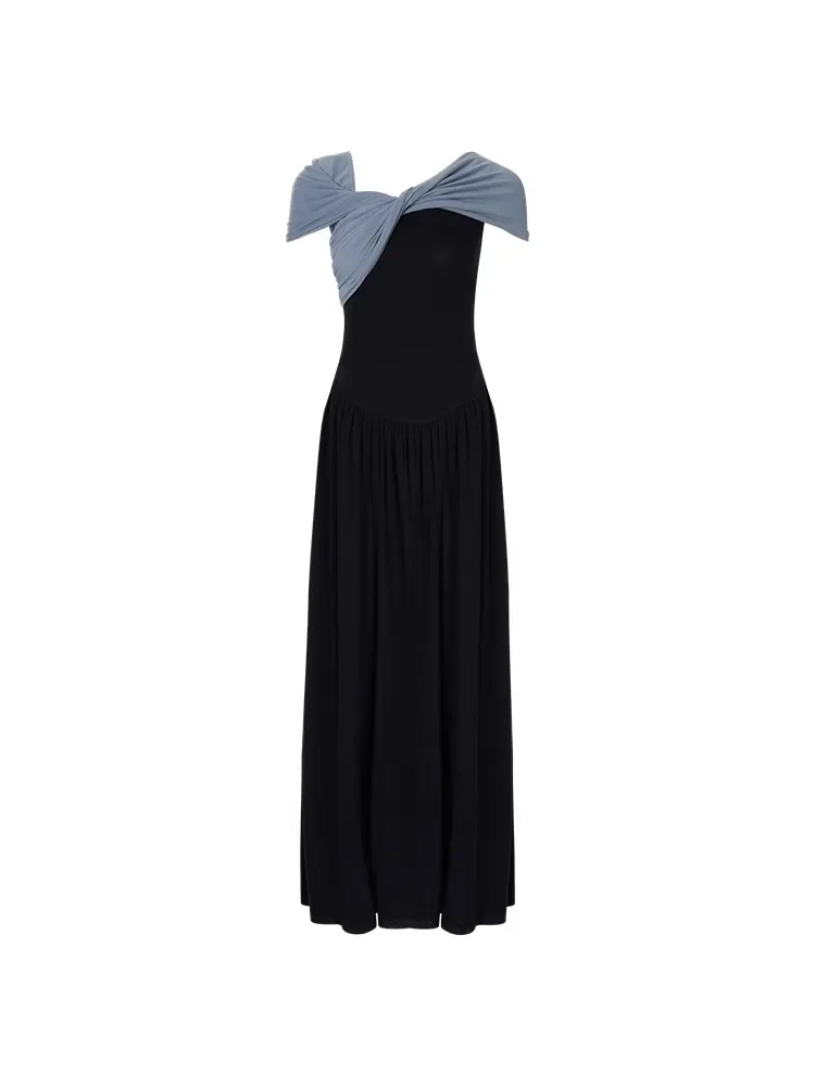 

High End Knitted Dress For Women In Spring And Summer With Contrasting Color Design, Elegant And Unique Long Skirt