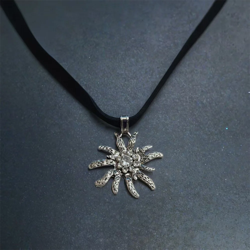 Bavarian Edelweiss Choker Necklace Vintage Silver Flower Pendant Oktoberfest Costume Jewelry Black Velvet Dirndl Accessory
