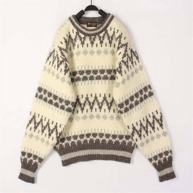 

Thickened Woolen Christmas Sweater for Men Retro Harajuku Style Iceland Nordic Christmas Pattern Knitted Sweater Warm Commute...