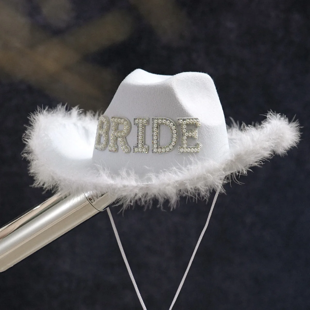 

HongLuan Bohemian Adjustable White Feather Cowboy Hat Woman, Vintage BRIDE Cowboy Accessories & Cowgirl Hats for Wedding Party