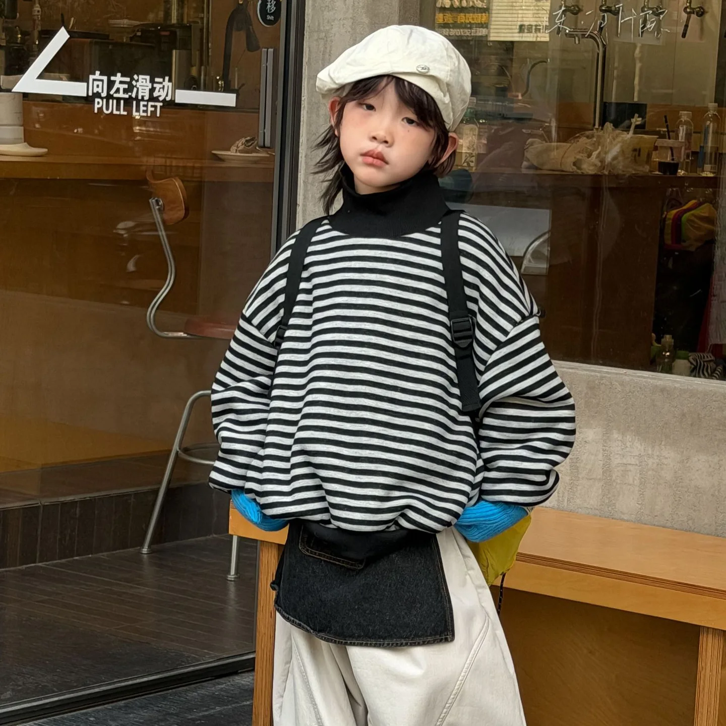 

Children's Clothing Boys' Hoodie 2025 Winter New Korean Version Thick Striped Children's Top Versatile Warm and Trendy