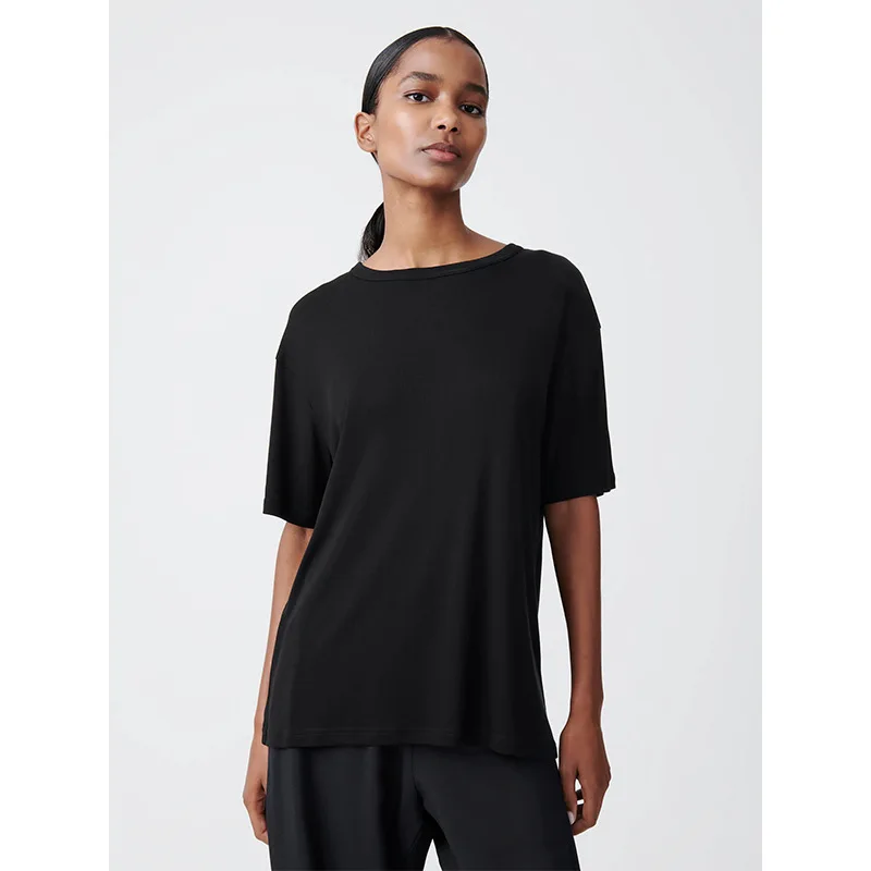 

Maxdutti Minimalist Summer Cool Ice Silk Lyocell Round Neck Short Sleeve T-shirt Woman Clothes Female Clothing Casual Tops 2026