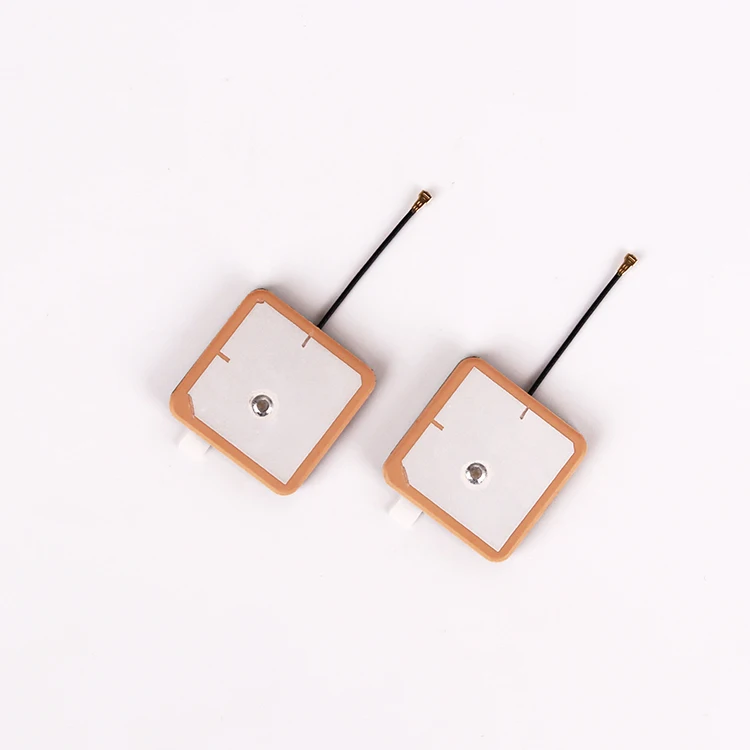 50 PCS High Performance GPS+Beidou Dual-Frequency Antenna Active Ceramic For SMA Connector Glonass Antenna For Vehicles Drones