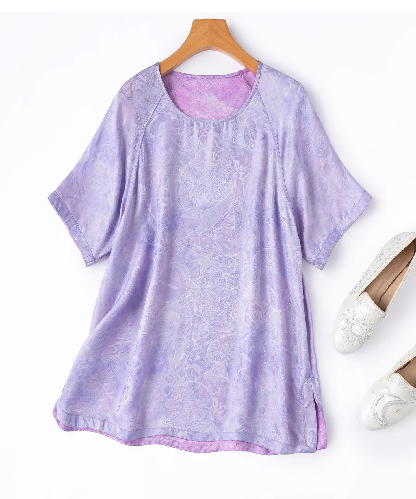 BirdTree-100%Real Silk Crepe Satin Elegant T-Shirt, Short Sleeve Jacquard, Women Loose Reversible Tops, 2026 Autumn New T69360CC