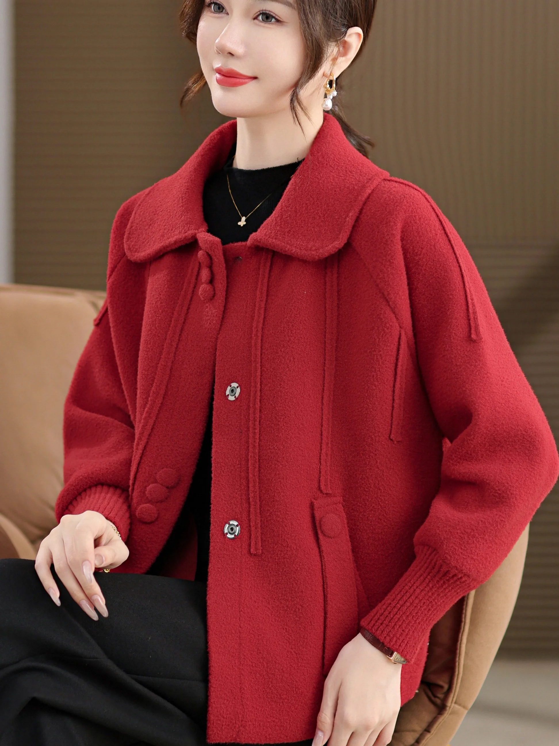 

Faionable ort Sle Zipper round Ne Кардиган Пальто для мам с большими четырьками Универсальный бархатный осенний воротник с клапаном...