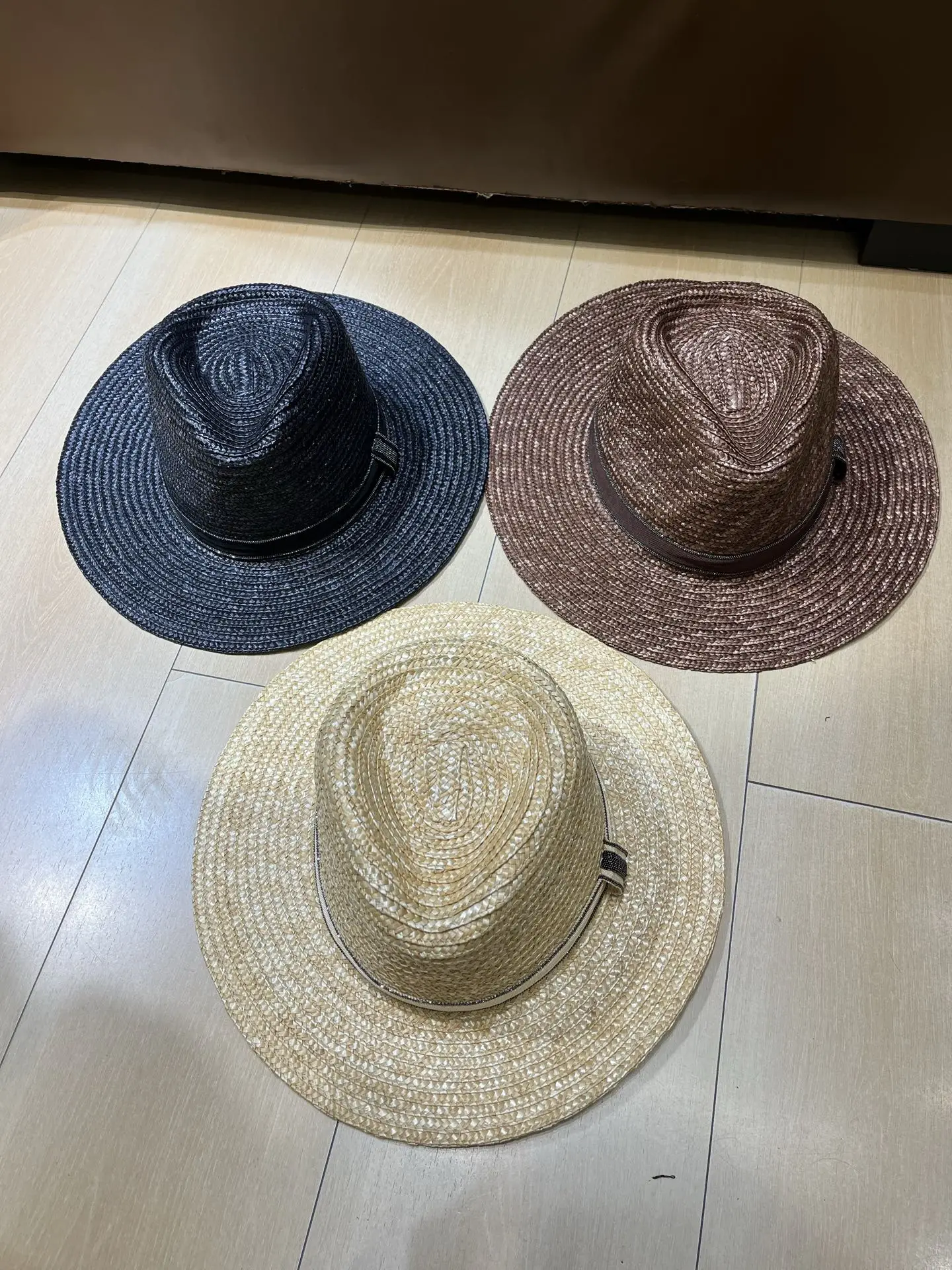 New High-Quality, Stylish, and Casual Women's Straw Hat – Summer 2026 Collection