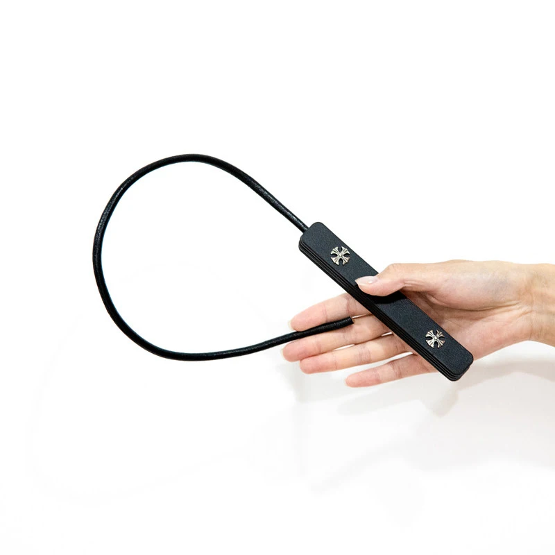 Outdoor Portable EDC Self-defense Foldable Leather Rope Short Whip