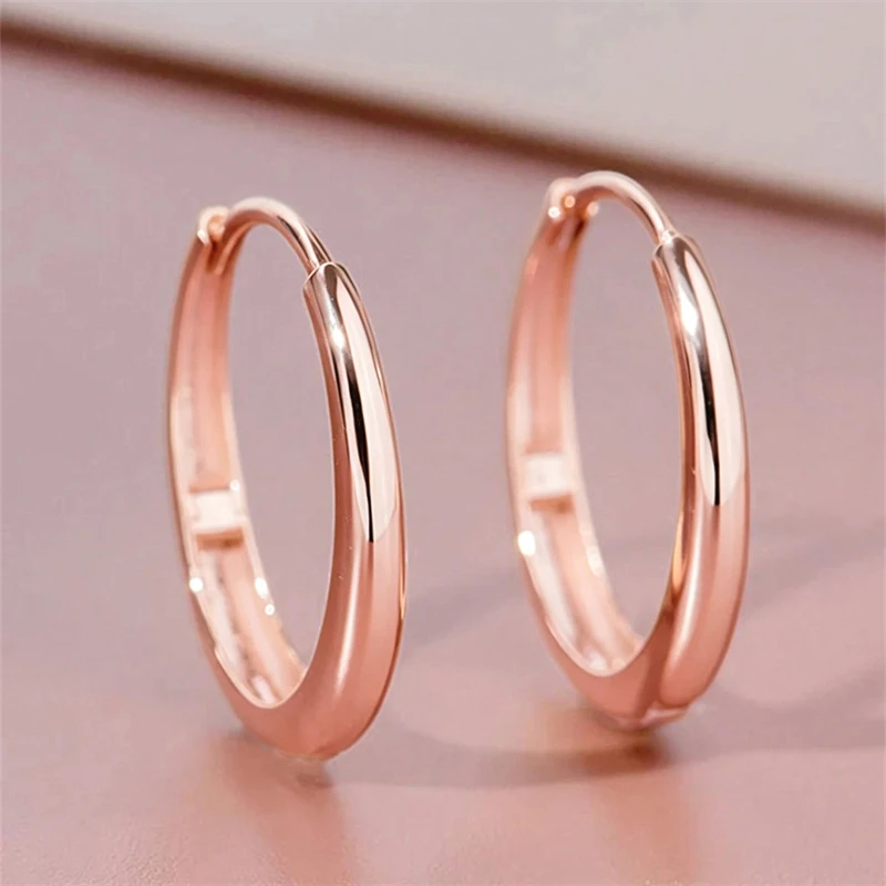 Huitan Einfache Design Mode Gold Farbe Creolen Weibliche Täglich Tragbare Vielseitige Zubehör Trendy Frauen Partei Schmuck – Detail 8