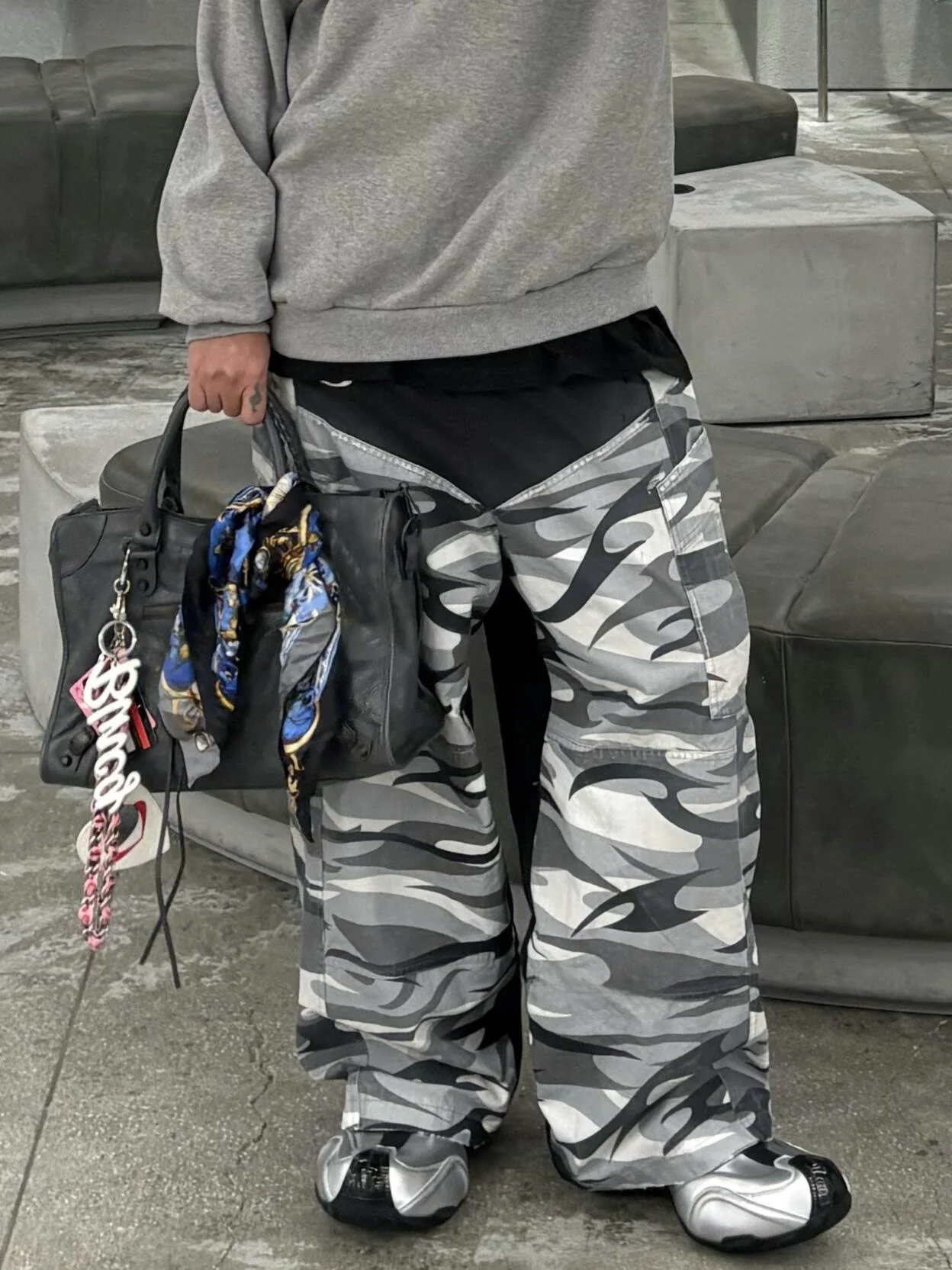 

Retro American Deconstructed Camouflage Sports Long Trousers Baggy Wide Leg Men's Women's Multi-ket Workwear Pants