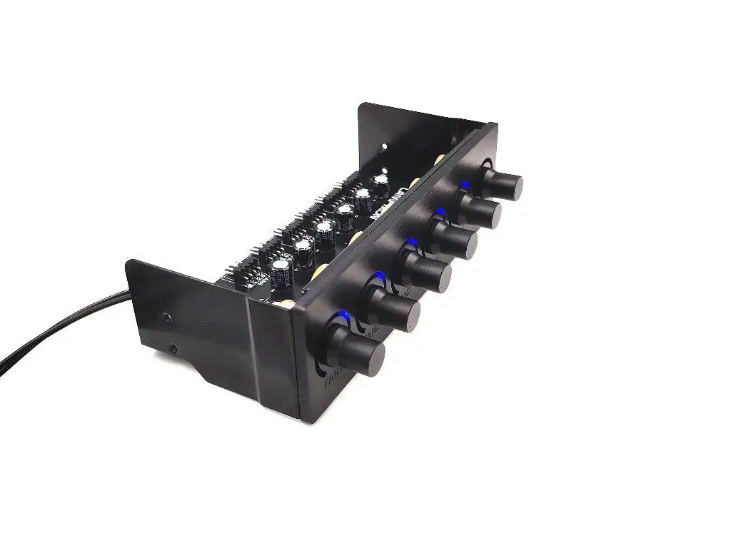 

FC2 5.25" PWM BAY FAN CONTROLLER