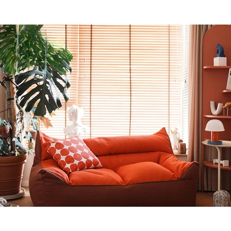 

Ленивый диван, двуспальный, небольшая квартира, удобный.