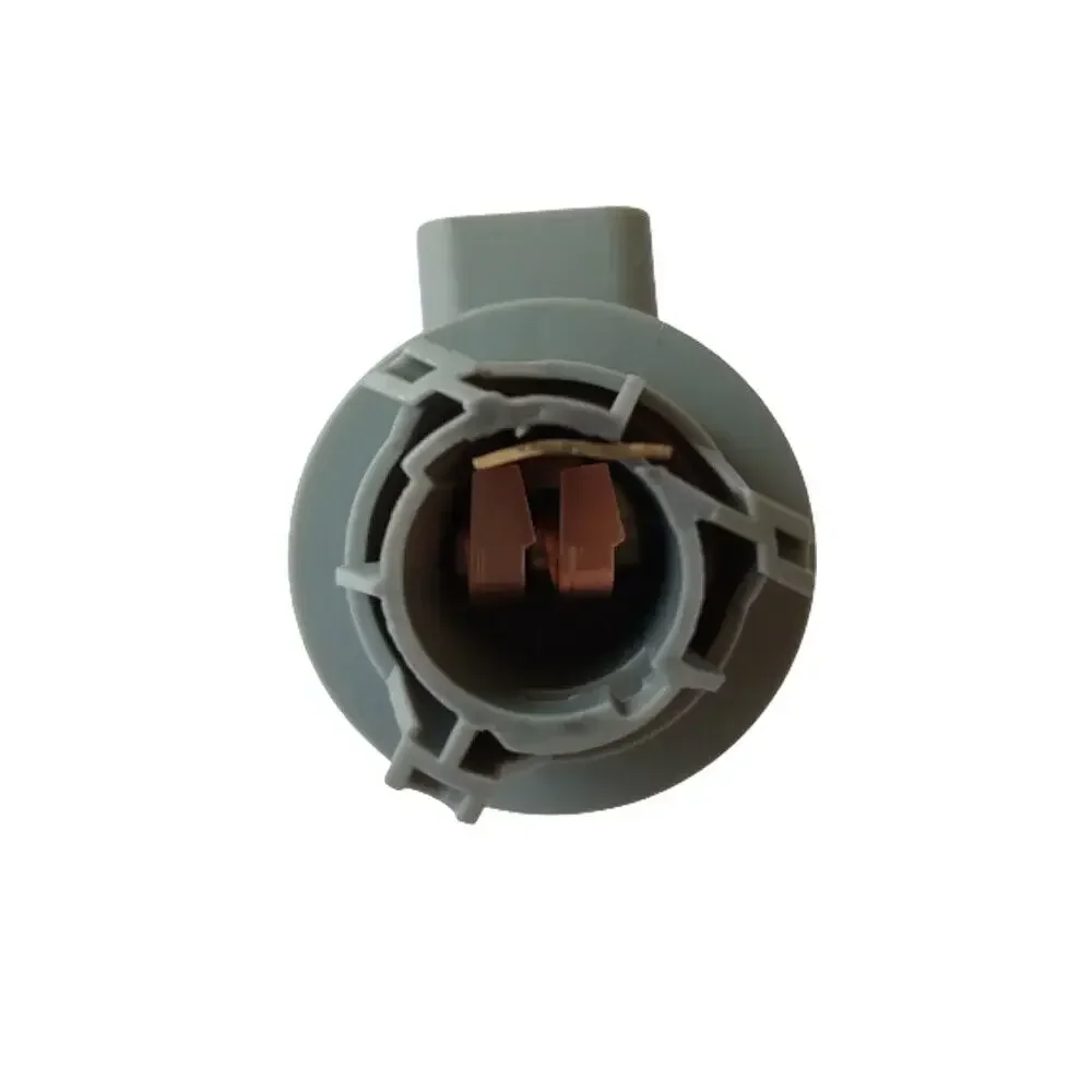 Car Rear Bumper StopLight Lamp Bulb Holder XFM500010 for Ford Focus MK1 MK2 4425186 Auto Brake Light Base Accessories
