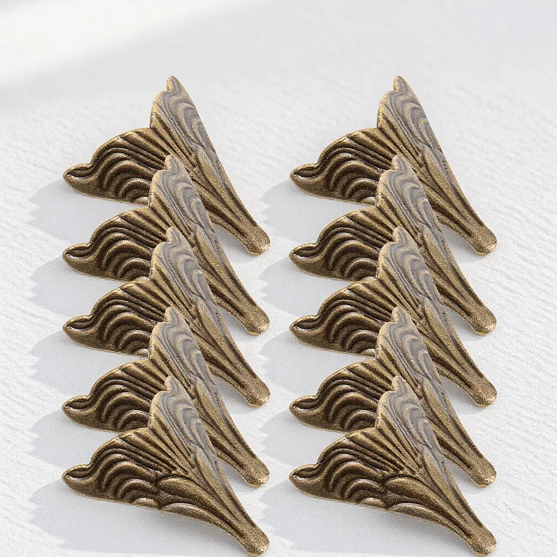 

10Pcs Metal Furniture Legs Zinc Alloy Feet for Chairs Tables Sofas Replacement Feet with Corner Protectors Zinc Alloy Table Legs