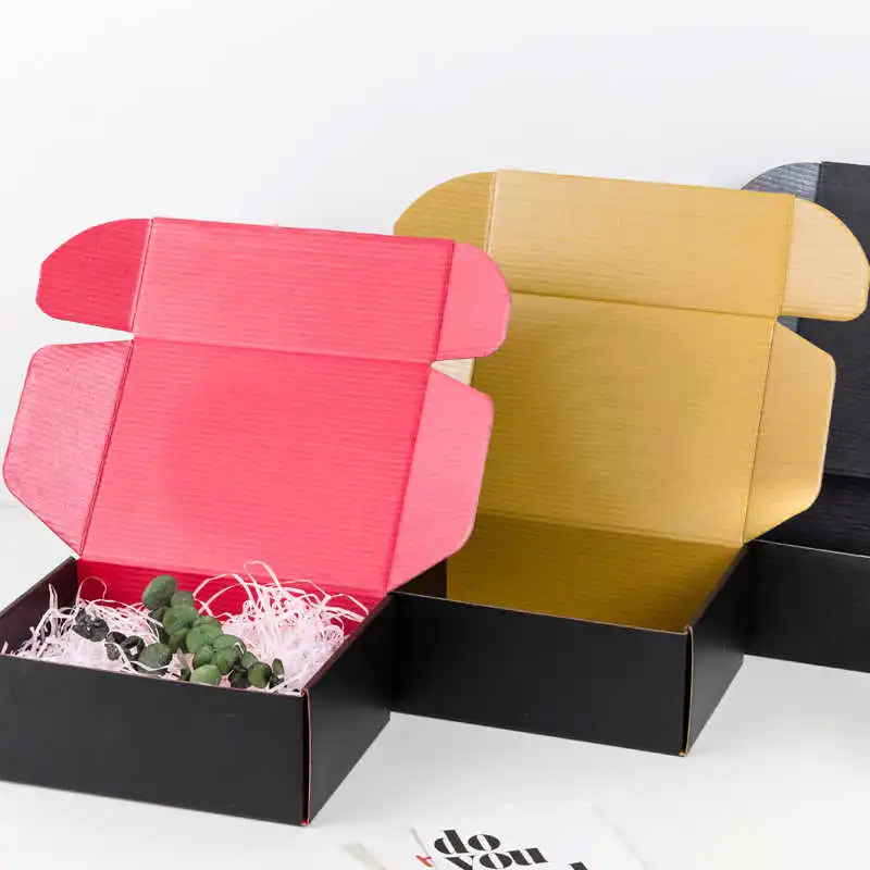 

Hard Cardboard Box For Packaging Waterproof Courier Mailing Box Clothing Gift Party Boxes