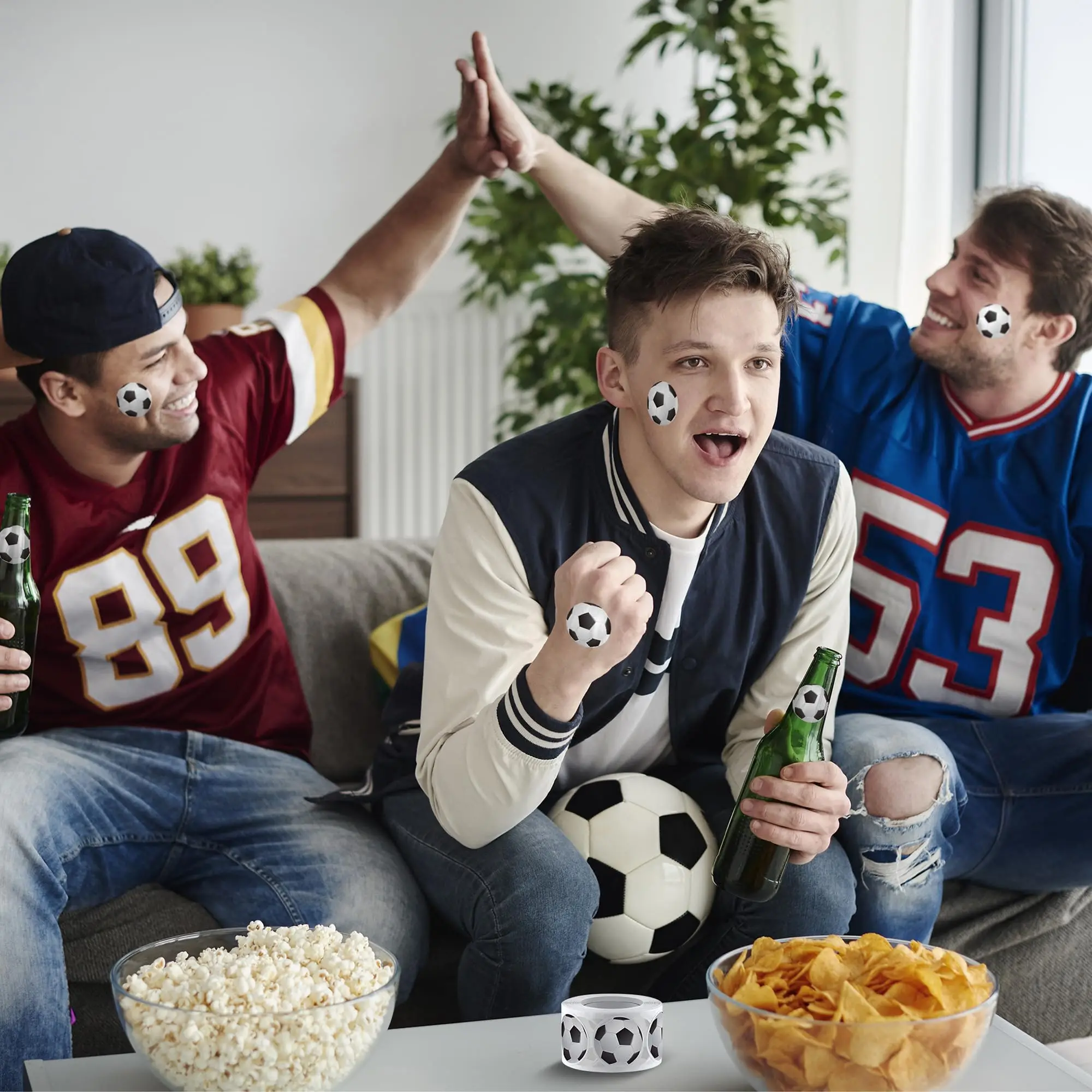 500 Stück Fußball-Aufkleber, selbstklebende Sport-Fußball-Etiketten, Rolle für Fußball-Thema, Party-Dekoration, Geburtstagsparty-Zubehör – Detail 8