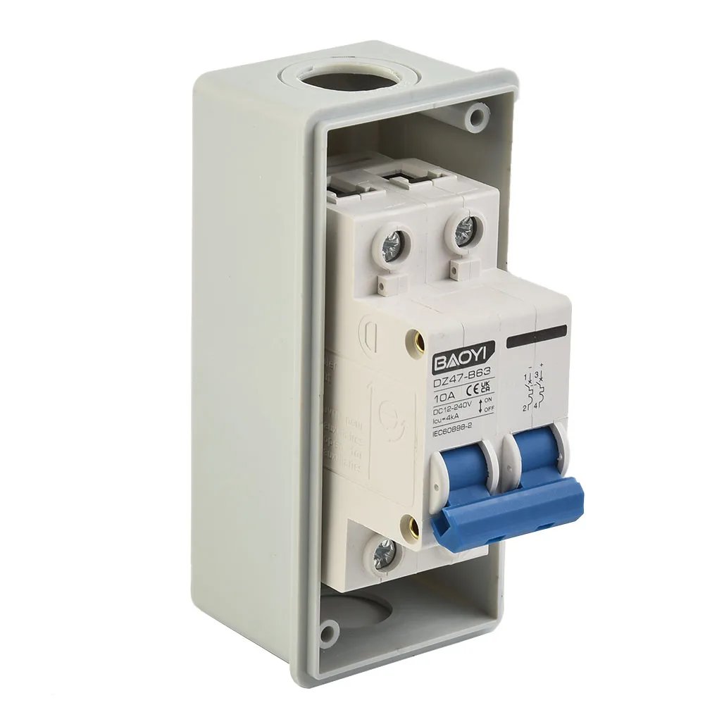 

2 Conductor Cable M20 Gland PV Combiner Box with DC Circuit Breaker Switch and Miniature Junction Box Waterproof