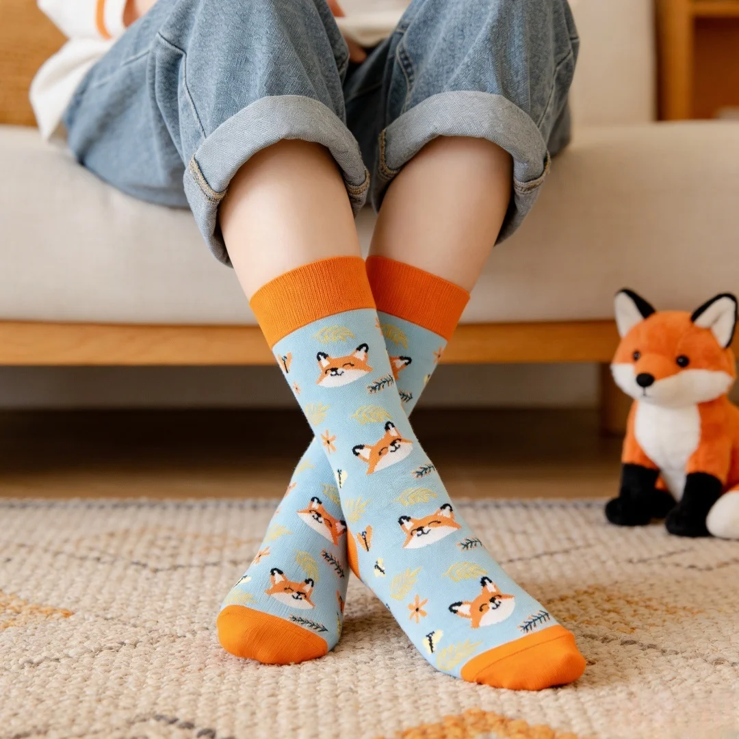 【1 Pair】Fresh and Adorable Fox Print Mid-calf Socks ,With Floral Motifs, perfect For daily Wear