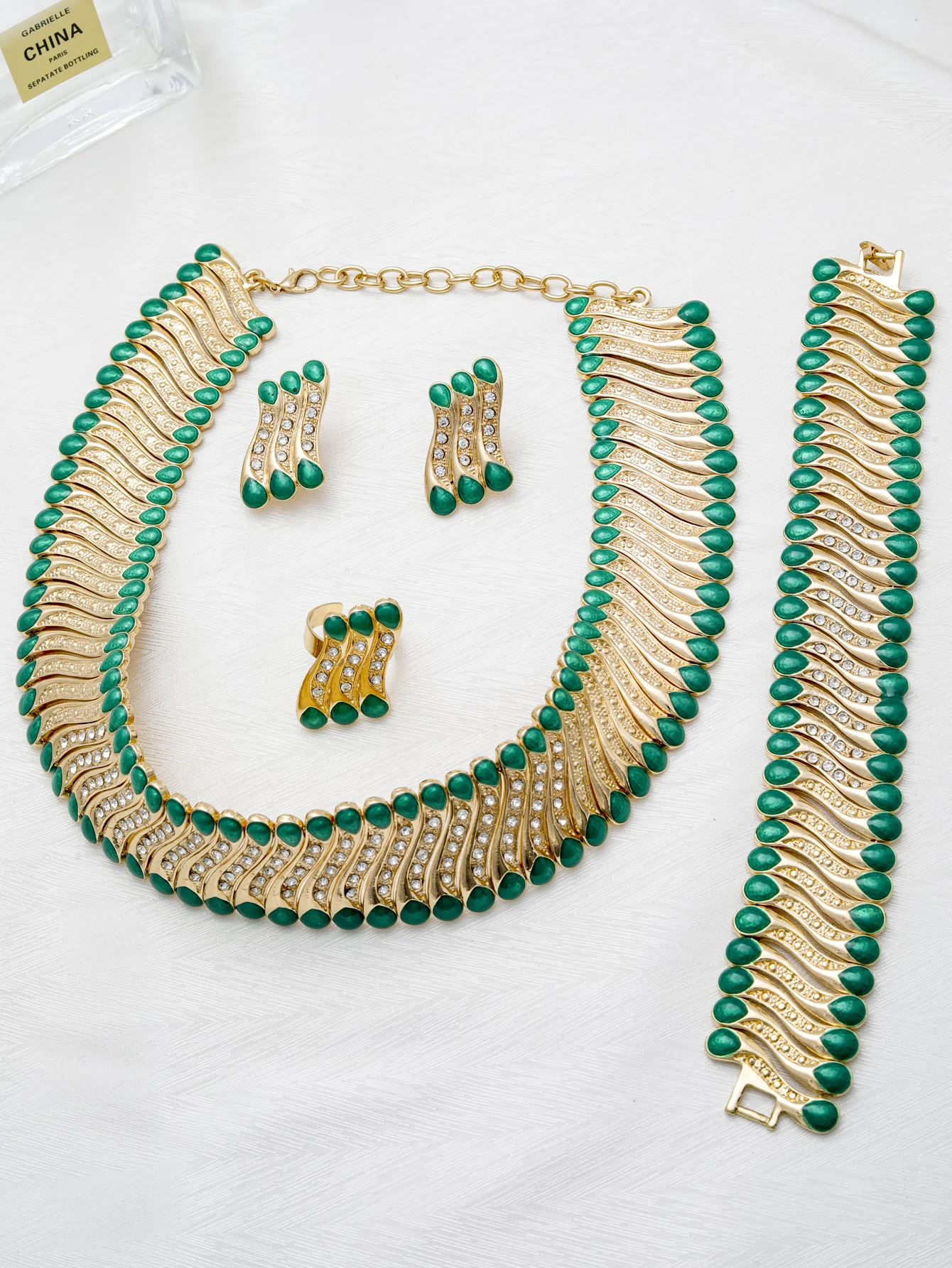 Fashion Green Enamel Crystal Jewelry Set 18K Gold Plated Jewelry Weddings Dubai Gold Necklace Earrings Necklace for Women