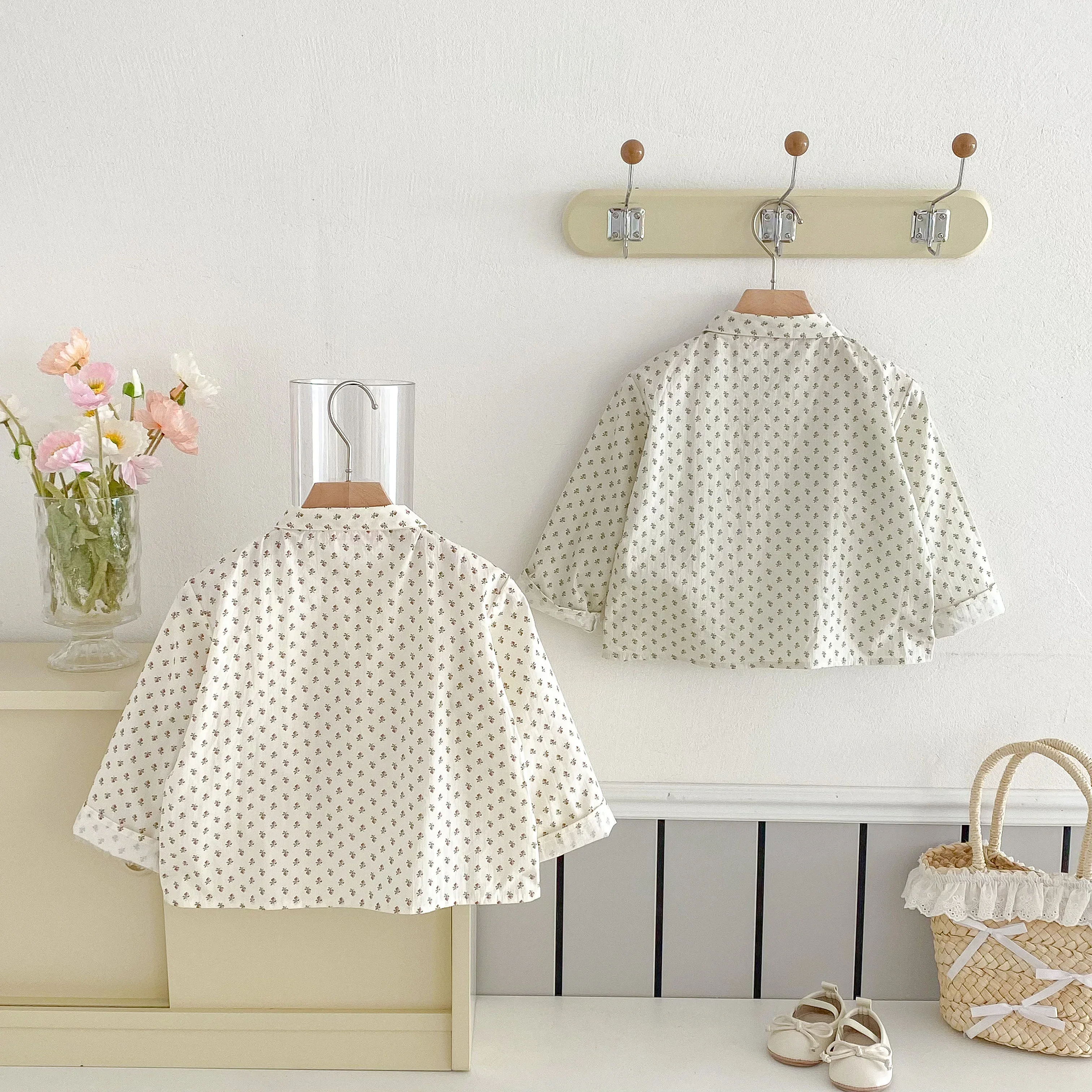 Little Girl Floral Shirts Toddler Girls Blouses Pocket Flower T-Shirt Fashion Long Sleeve Tops Children Clothes for Fall Spring