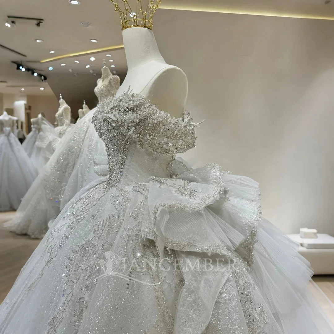 Abiti da sposa squisiti Abito da ballo per donna Abiti da sposa sexy con pieghe in raso a maniche corte con spalle scoperte Abiti personalizzati