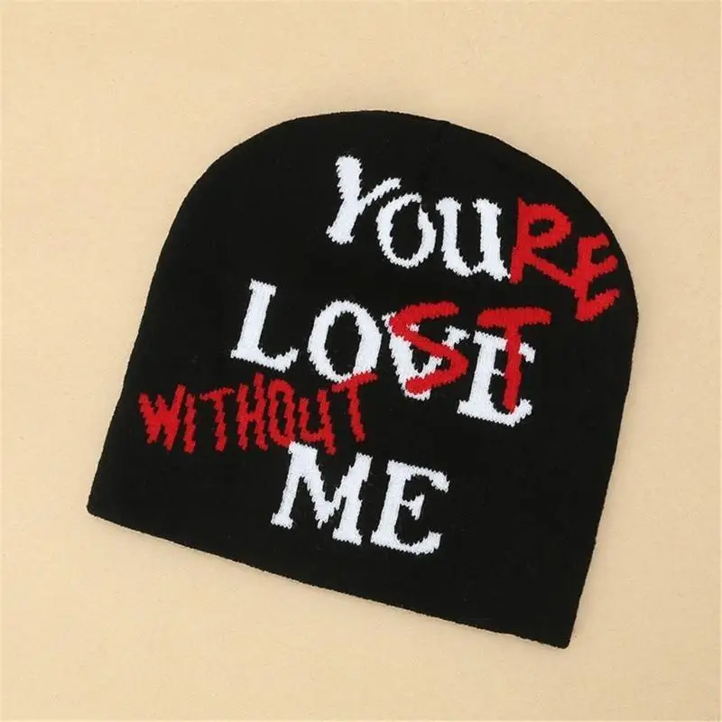 C71F Berretto fatto a mano all'uncinetto Cappello lavorato a maglia con lettera Cappello da teschio alla per ragazza degli