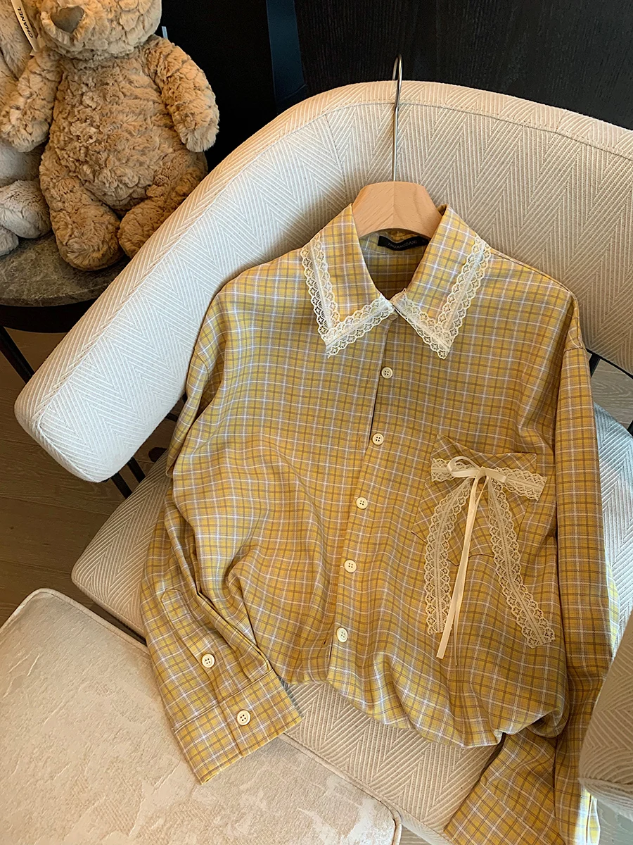 

Anti-Wrinkle Lemon Yellow Plaid irt with Lace Splicing Knot Design Loose Fit Long Sve Collar Spring 2025