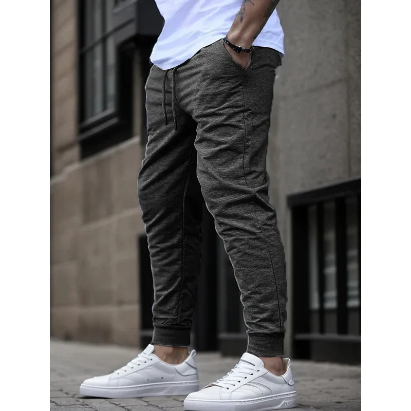 Pantaloni da jogging estivi da uomo ideali per la corsa Fitness Pantaloni sportivi traspiranti per l'allenamento Pantaloni casual alla moda