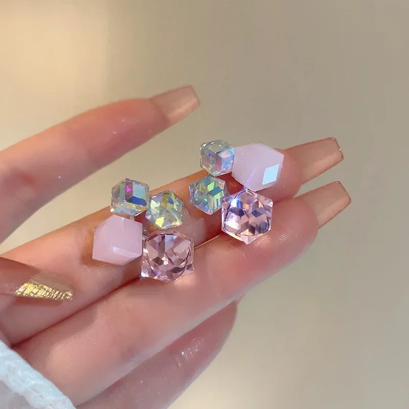 Pink Crystal Geometric Cube Square 3D Fantasy Gradient Candy Color Stud Earring for Women Simple Personality Jewelry Girl Gift