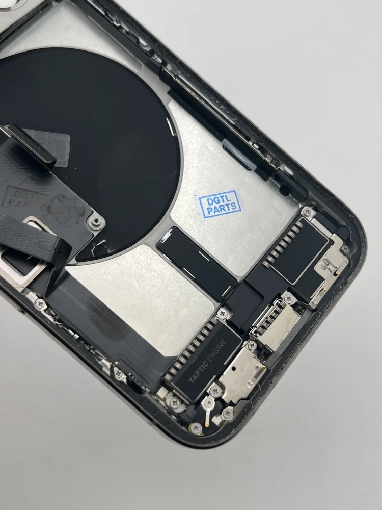 95% New, Original Disassembled Middle Frame Housing Back Cover For iPhone15 Pro Max, with NFC Wireless Assembly Replacement