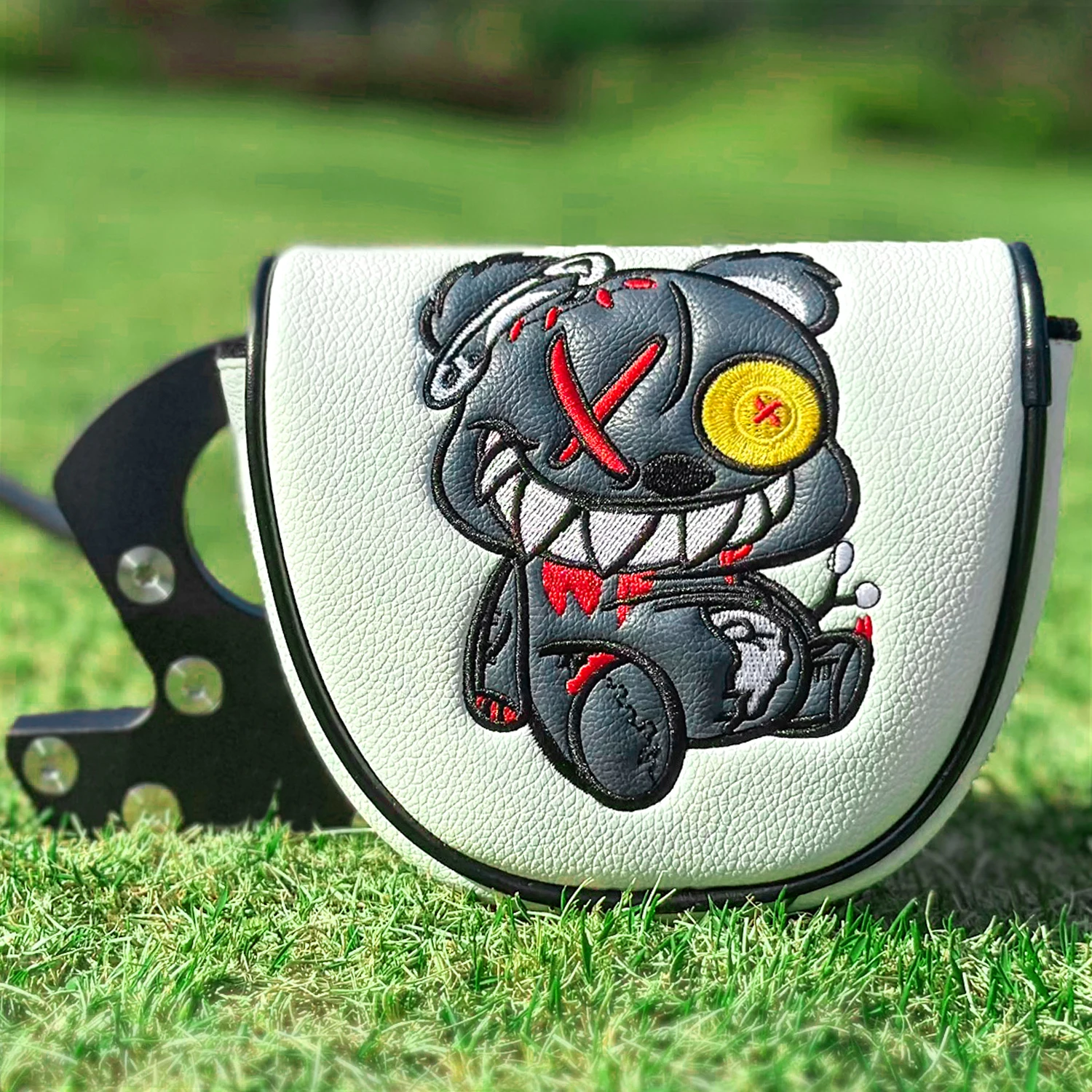 1pc One-Eyed Bear Mallet Putter Cover Magnetic Closure Semi-Circle Putter Headcover Golf Club Protective Sleeve Golf Accessories