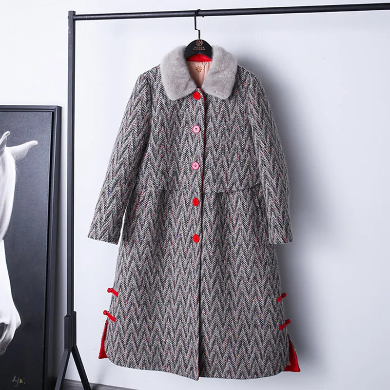 2022 New Style Women Colorful Tweed Ethnic Style  Down Coat With Big Full Real Mink Fur Collar