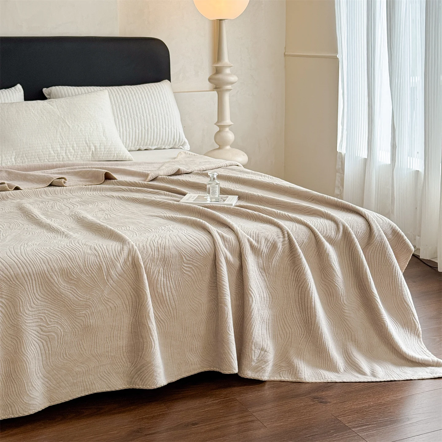 2026 new carved velvet graphene composite blanket blanket blanket