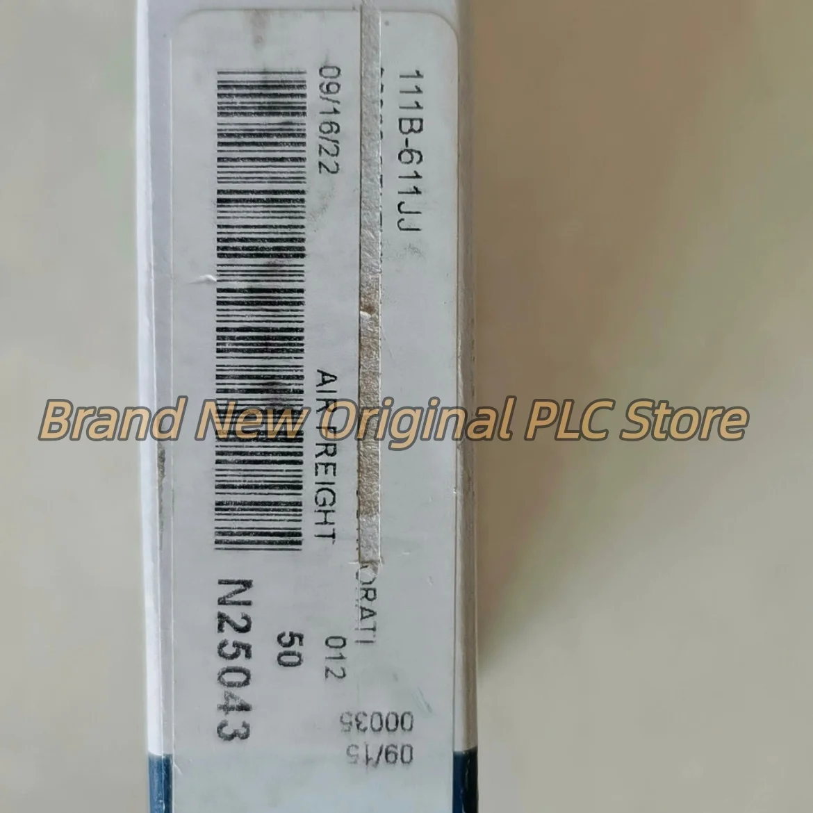 

New 111B-611JJ 111B-871JB in box solenoid valve