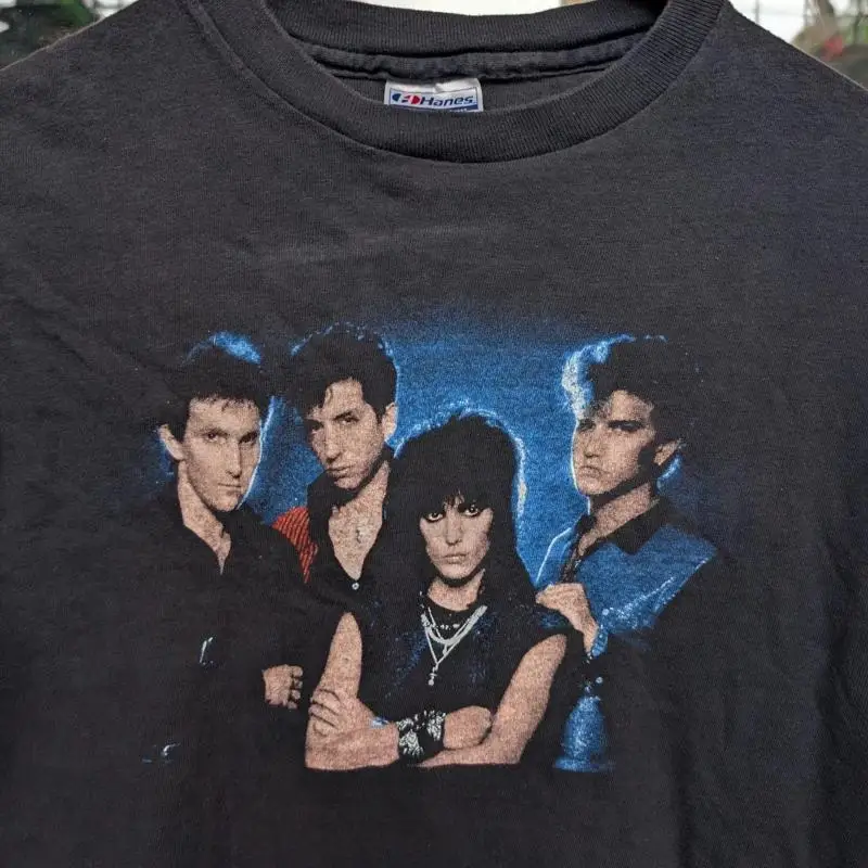 تي شيرت كلاسيكي لفرقة جوان جيت والقلوب السوداء لعام 1984 #1
