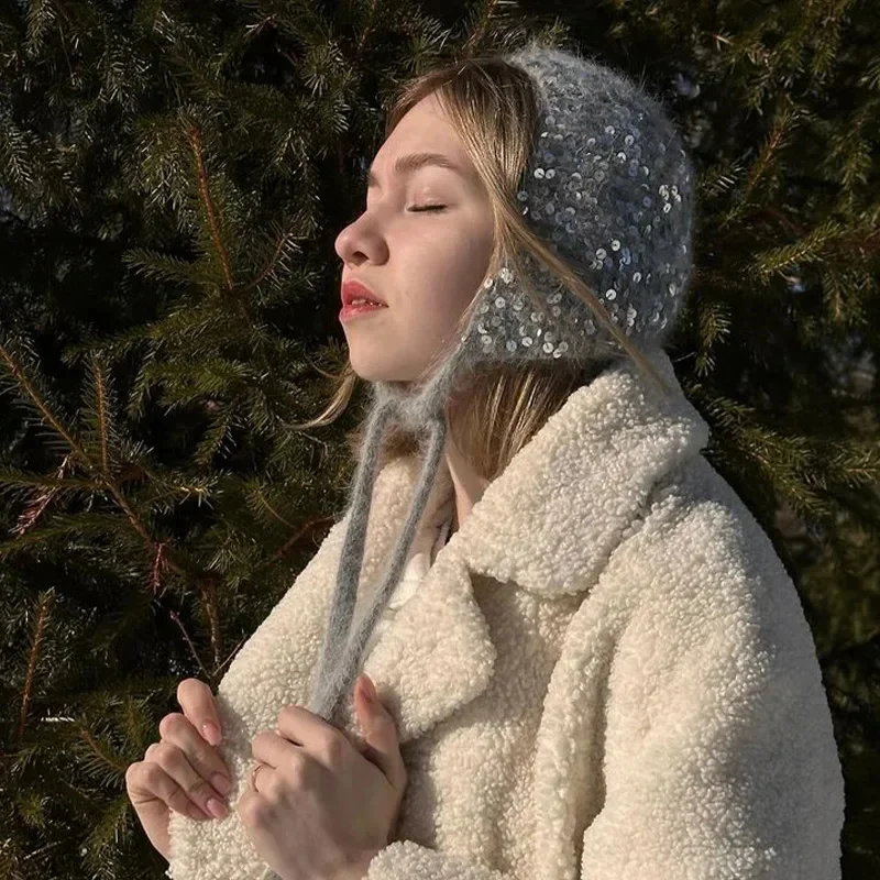 Jersey de lentejuelas de nicho coreano para mujer, gorro tejido de imitación de visón, protectores de oídos cálidos para invierno, gorros de bombardero con cabeza grande