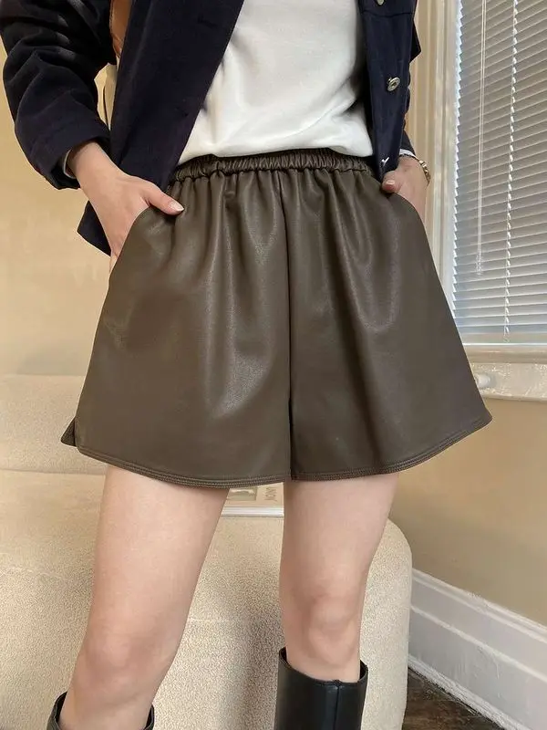 

Брюки Sinan из искусственной кожи с хорошей текстурой, модные, свободного кроя, повседневные, для поездок на работу, со средней/низкой талией, из ПВХ-материала, для среднего возраста.