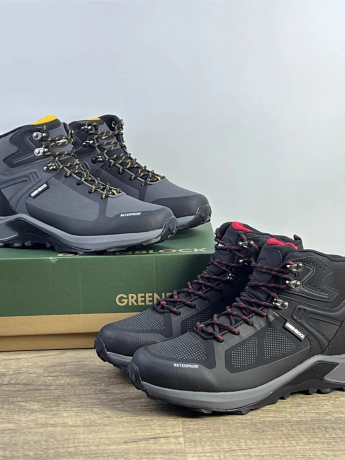 

New non-slip wear-resistant outdoor hiking shoes Climbing mountaineering sports shoes Hunting shoes breathable anti-splash