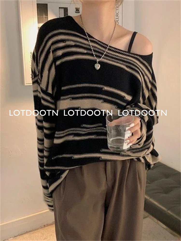 LOTDOOTN Grunge Loose Women Sweaters Y2k Aesthetic Hollow Out Thin Pullovers Spring Long Sleeve Fashion Casual Kniited Tops Sexy