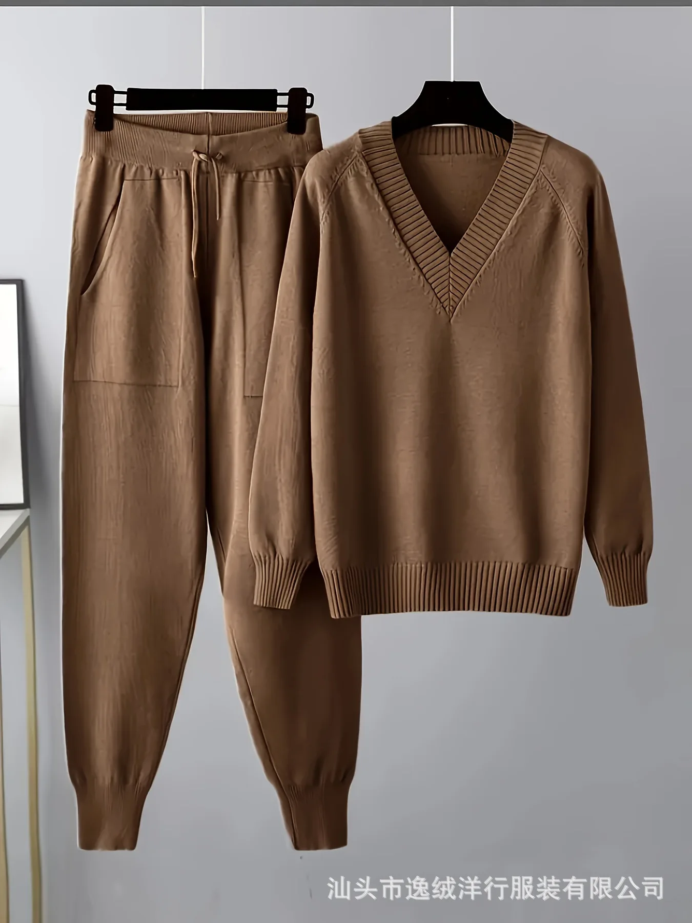2026 Herbst Winter Damen V-Ausschnitt Strick-Zweiteiler Weicher Pullover Hochgeschnittene Strickhose Locker Modisch Täglich Streetwear – Detail 18