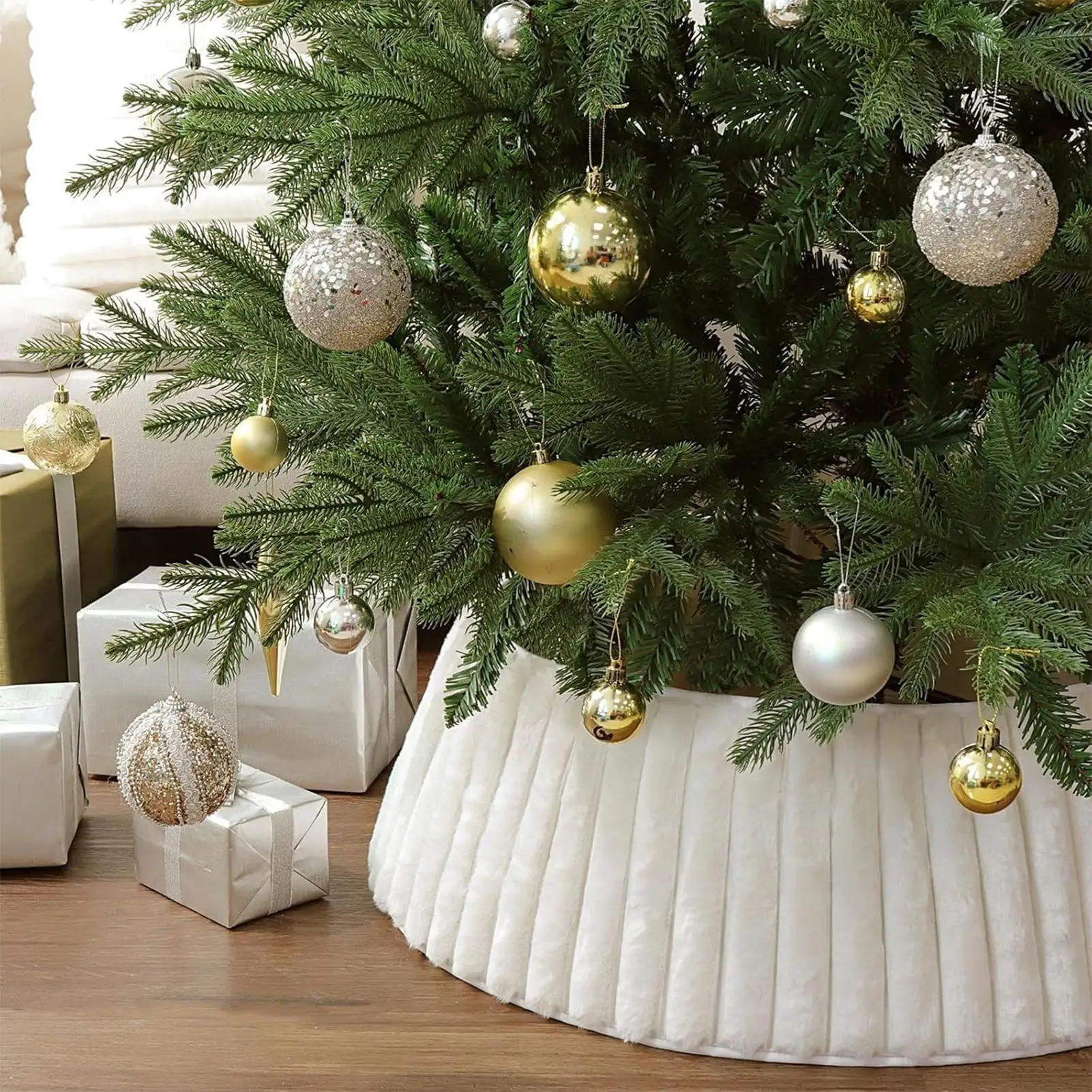 Thumbnail 4 - #29 Highest Rated Christmas Tree Skirts to Buy in 2026