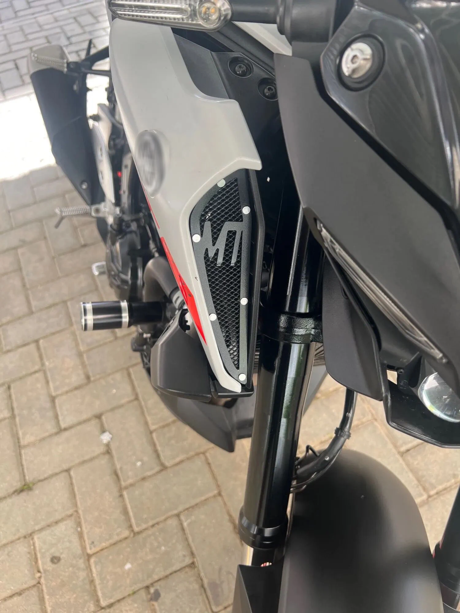 2023 mt03a Motorcycle Intake Cover For YAMAHA MT03 2020-2022 MT-03 Fuel Tank Air Intake Mesh Inlet Decoration Guard Accessories