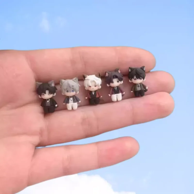 

Love And Deepspace Game Mini Model Rafayel Sylus Xavier Zayne Agg Toy Figure Collectible Doll Desktop Decoration Fans Gifts