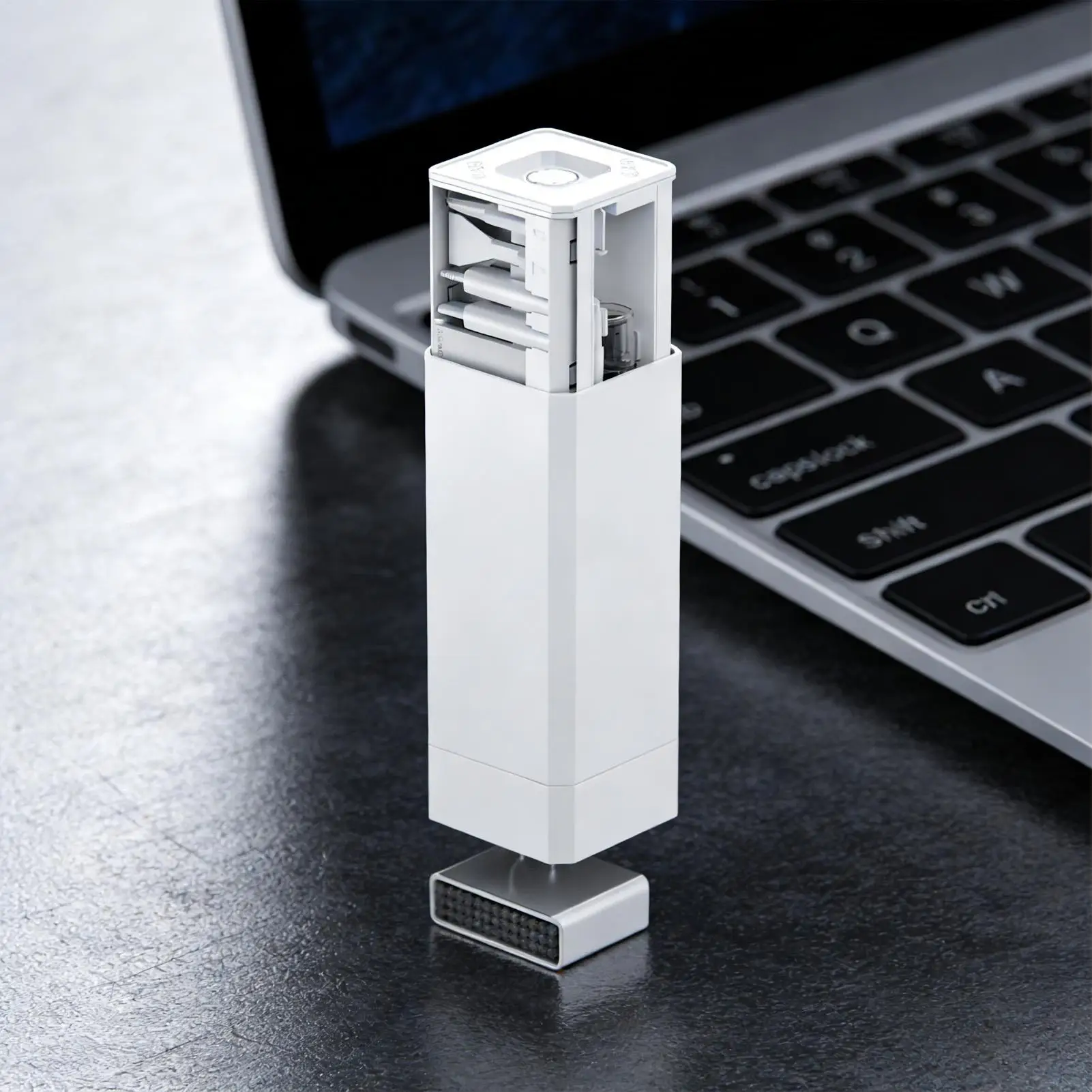 

Cell Phone Cleaning Kit Portable Magnetic Case Cell Phone Charging Port Cleaning Tools for Earphones Tablets Computer Laptop