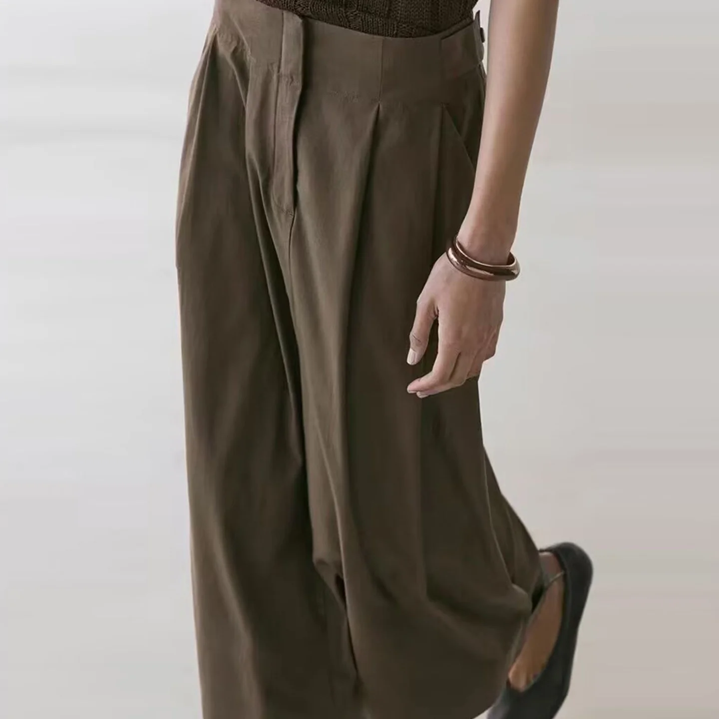 Spring 2026 Women's Midi Skirt Simple Commuter Style Pure Color Pleated A-Line Half Body Skirt Standard Fit Ladies' Skirt
