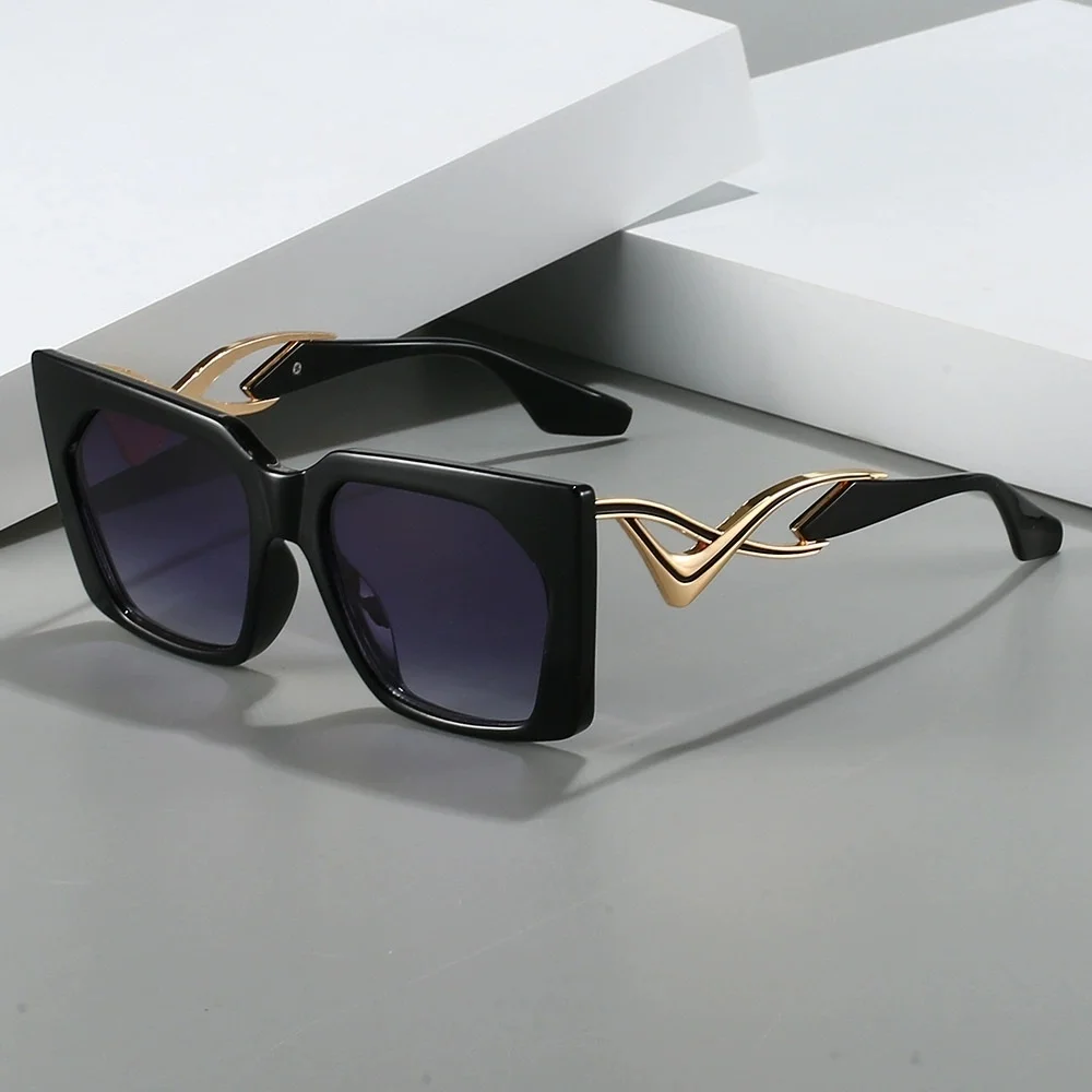 New Color Blocked Square Frame Women's Sunglasses With Metal Hollow Legs Personalized And Fashionable
