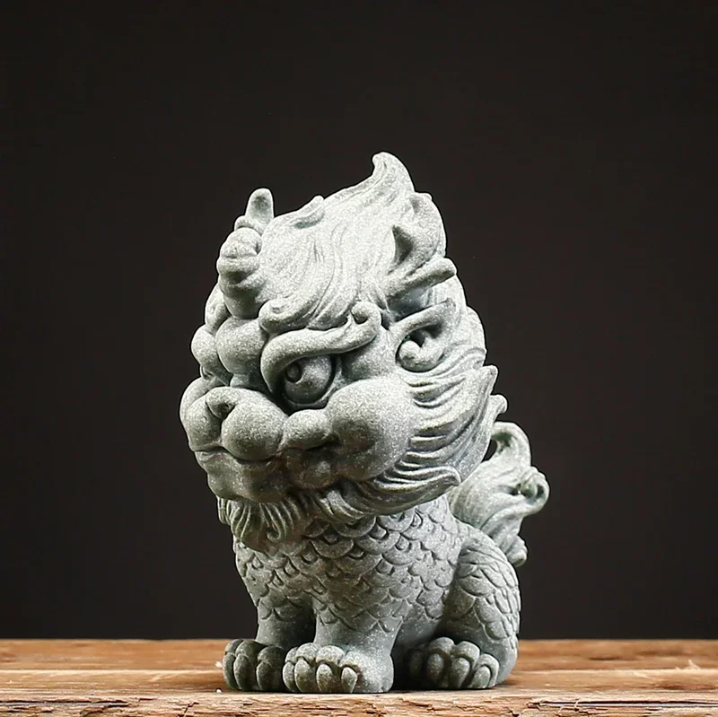 Chinese style Zhaocai Rui beast Kirin desktop creative home living room office aquarium landscape decoration