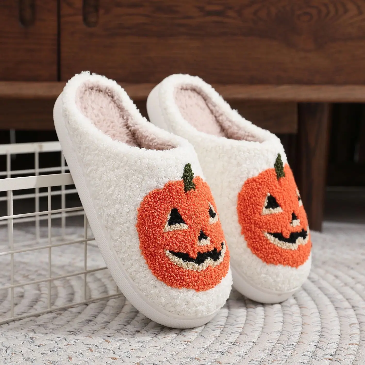 Winter home home white pumpkin lantern pattern cotton slippers non-slip thick bottom wool cotton slippers