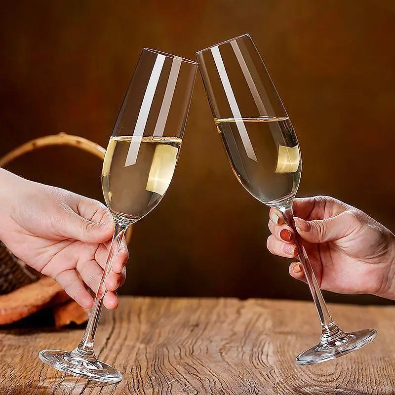 240ml Champagne Glasses, Champagne Flutes with Classic Shape, Long stem Sparkling Wine glasses for Wedding